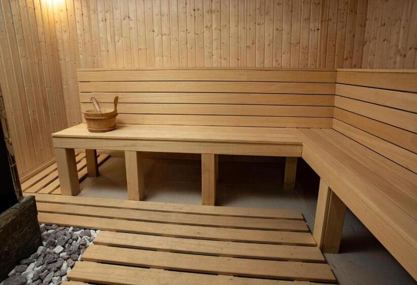 ホテル комплекс златна кошута