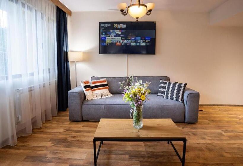 ホテル комплекс златна кошута