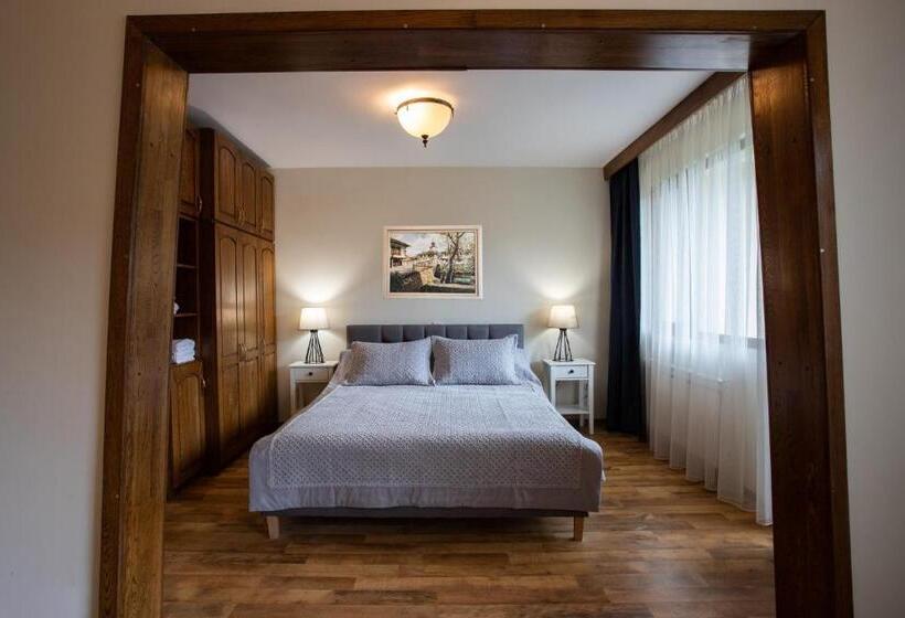 ホテル комплекс златна кошута