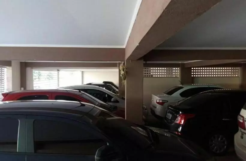هتل Arara Azul