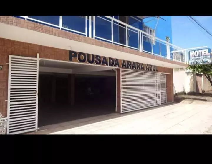 هتل Arara Azul