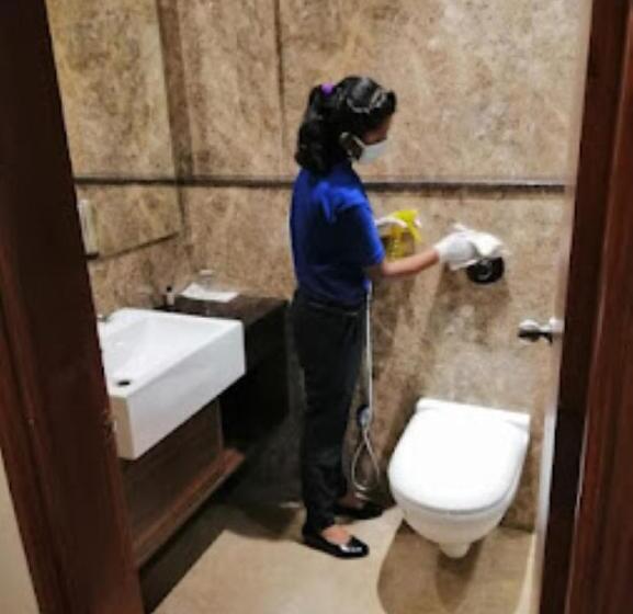 בית מלון כפרי Cachar Club Silchar