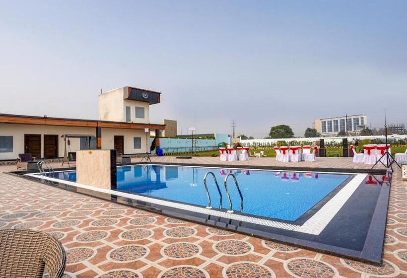 فندق Collection O Amit Legagcy Resort