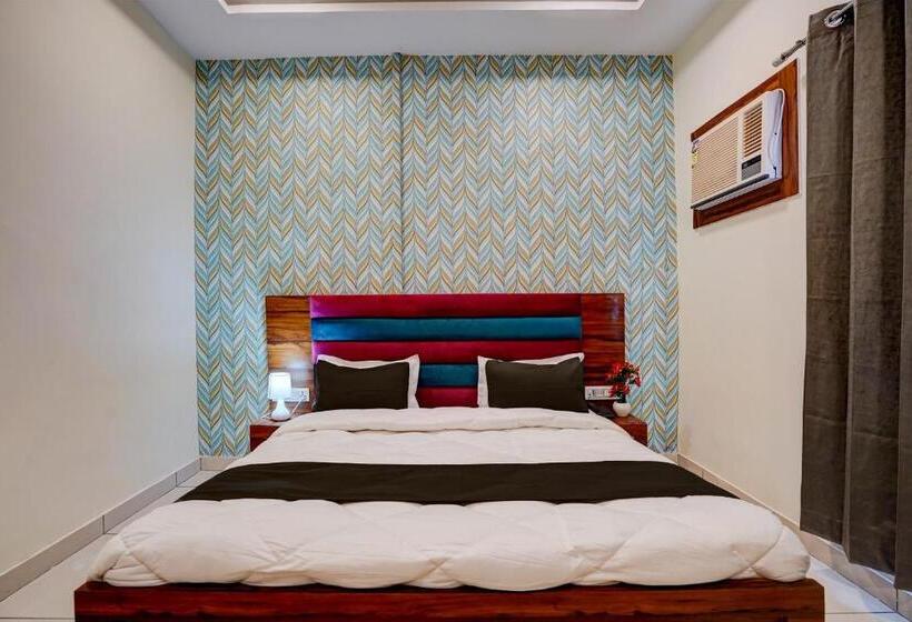 فندق Collection O Amit Legagcy Resort