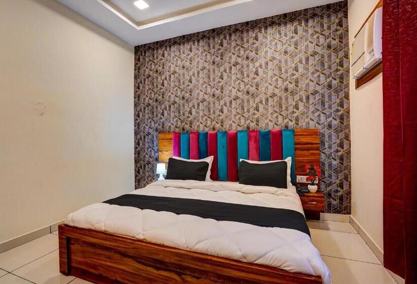 فندق Collection O Amit Legagcy Resort