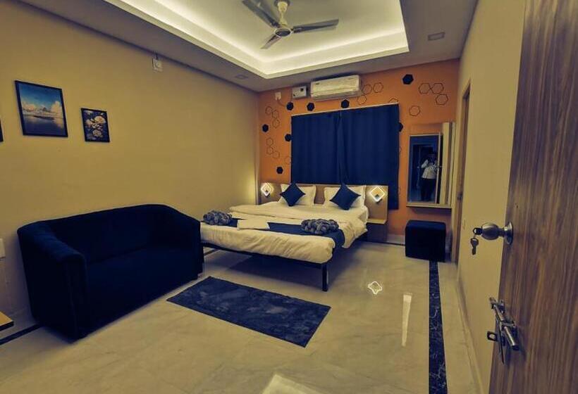 בית מלון כפרי Emerald Inn