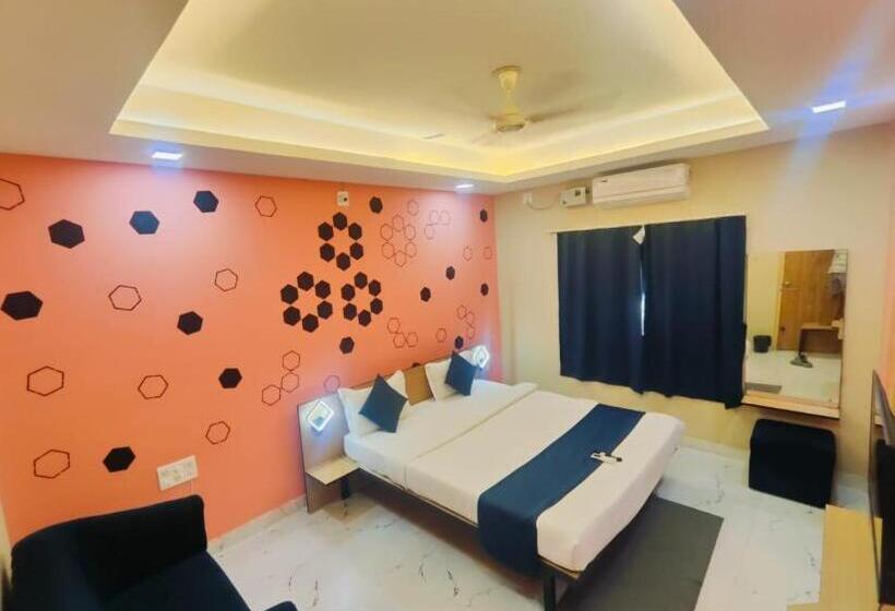 בית מלון כפרי Emerald Inn