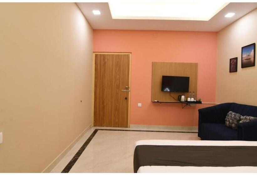 בית מלון כפרי Emerald Inn