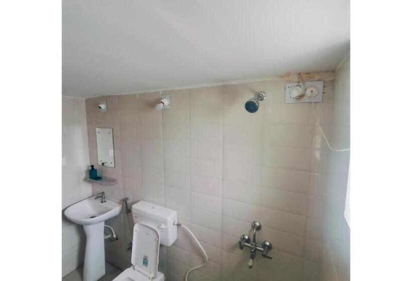 בית מלון כפרי Emerald Inn