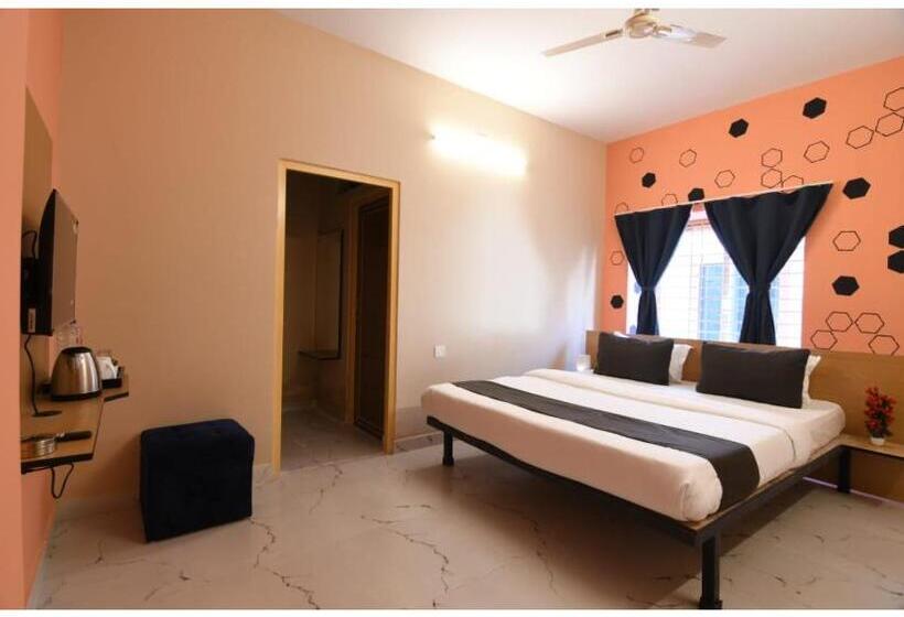 בית מלון כפרי Emerald Inn