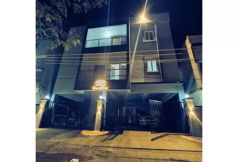 Hôtel Emerald Inn