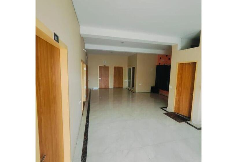 בית מלון כפרי Emerald Inn