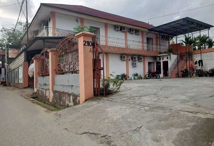 בית מלון כפרי Oyo 93332 Kharis Home Stay