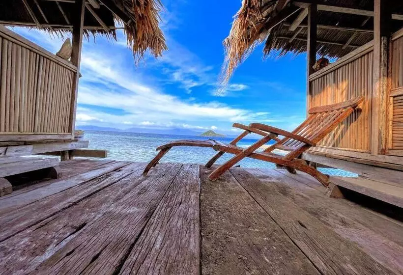 ホテル Tamaku House Reef Raja Ampat