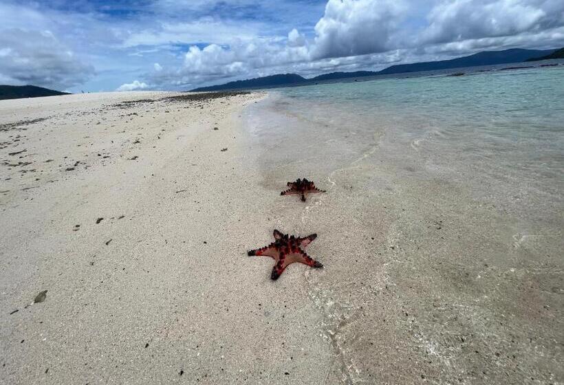 בית מלון כפרי Tamaku House Reef Raja Ampat