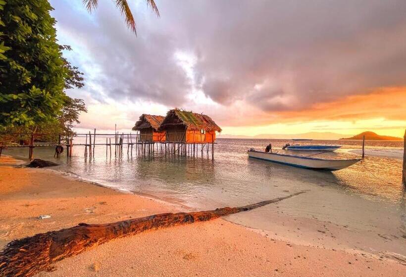 בית מלון כפרי Tamaku House Reef Raja Ampat