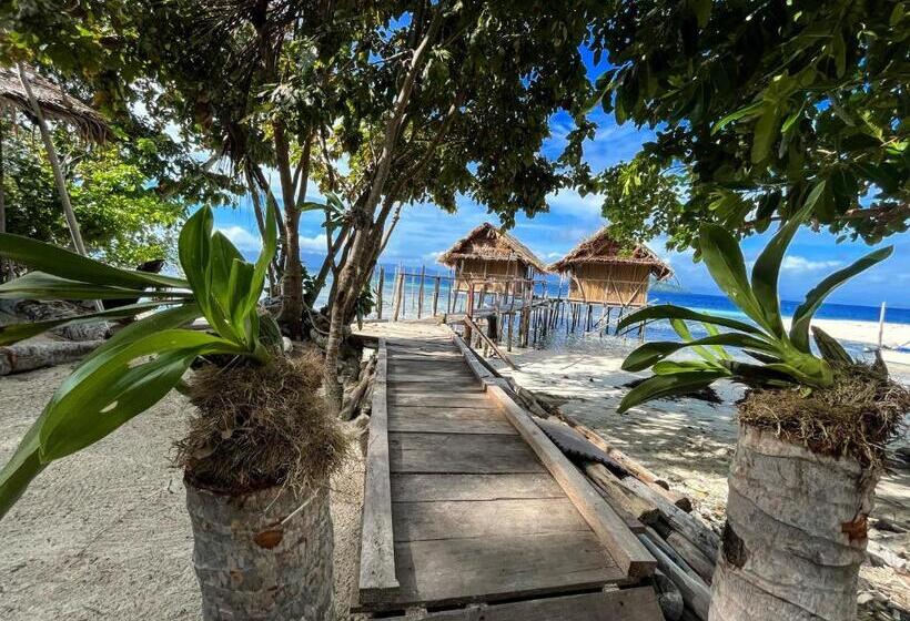 בית מלון כפרי Tamaku House Reef Raja Ampat