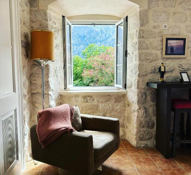 هتل Villaoldmariner