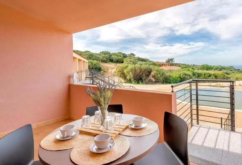 Isa Residence With Swimming Pool In Isola Rossa, Apartments With Air Conditioning And Private Outdoo