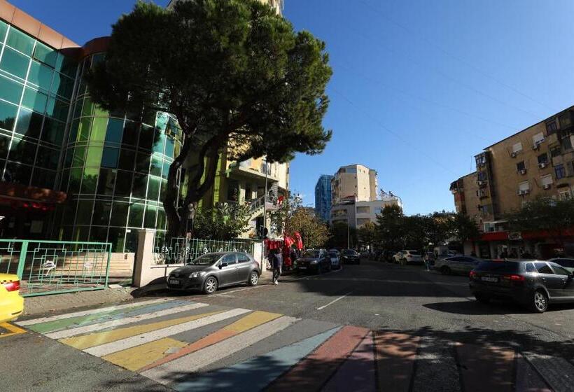 Little Corner Hostel