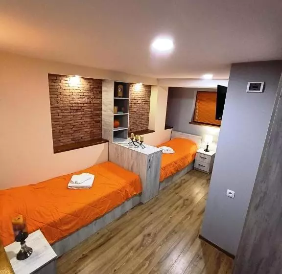 پانسیون Guest House Calma