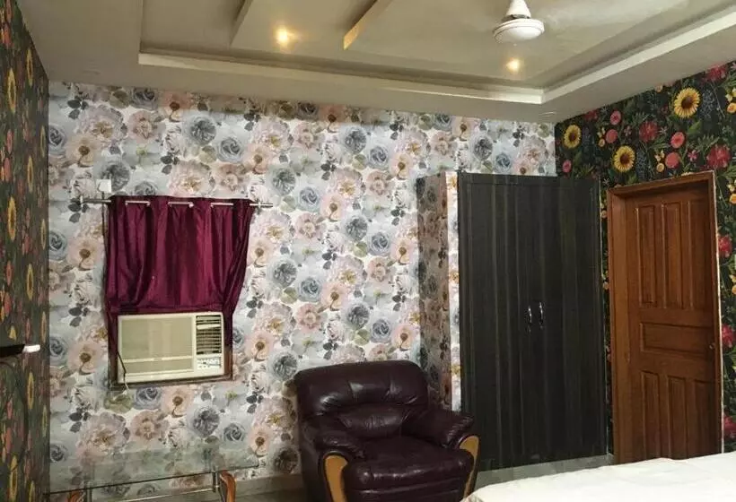 ペンション Mahi Inn Guesthouse
