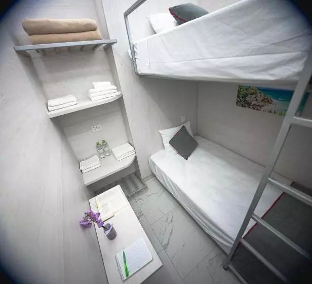 پانسیون Mini Rooms By Illusion