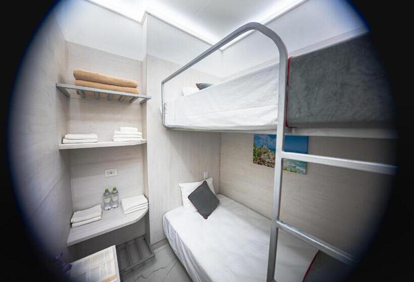 Пансион Mini Rooms By Illusion