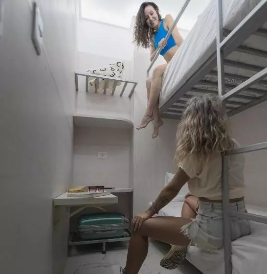 پانسیون Mini Rooms By Illusion