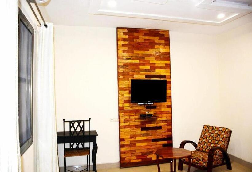 پانسیون Lome Bamboo Lodge La Criquet Events