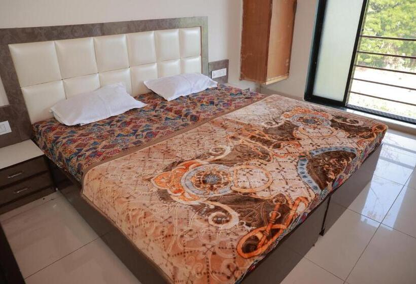 Pension (Hôtel basse catégorie) Star Cottage