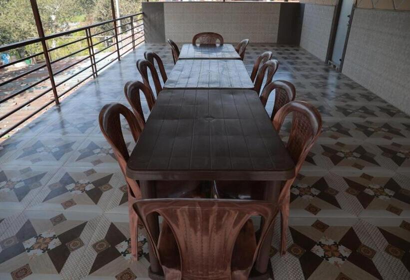 Pension (Hôtel basse catégorie) Star Cottage