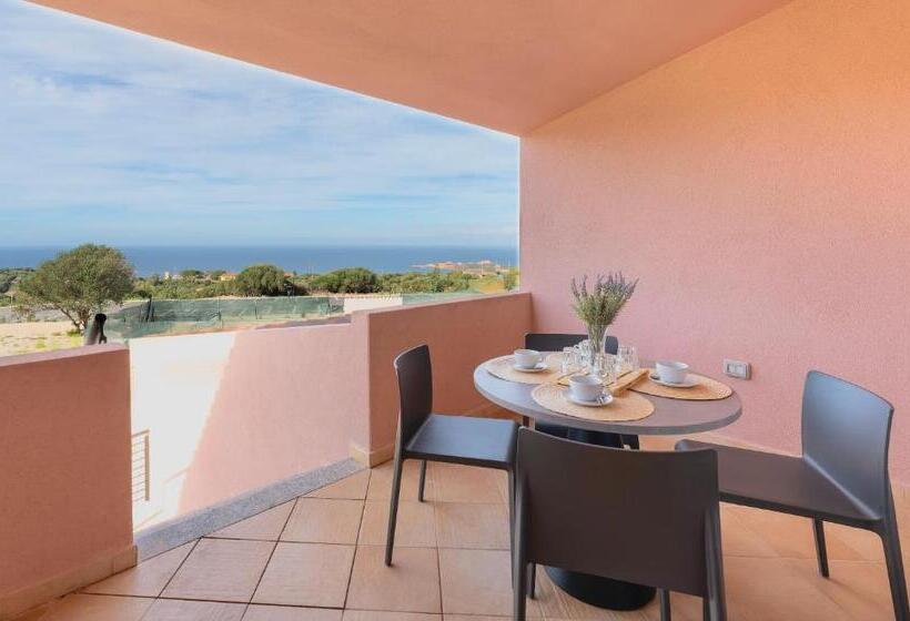 Residence With Swimming Pool In Isola Rossa, Just About 2 Km From The Beach La Marinedda