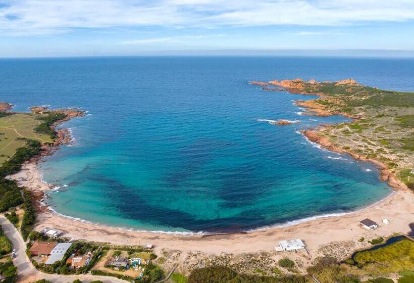 Residence With Swimming Pool In Isola Rossa, Just About 2 Km From The Beach La Marinedda