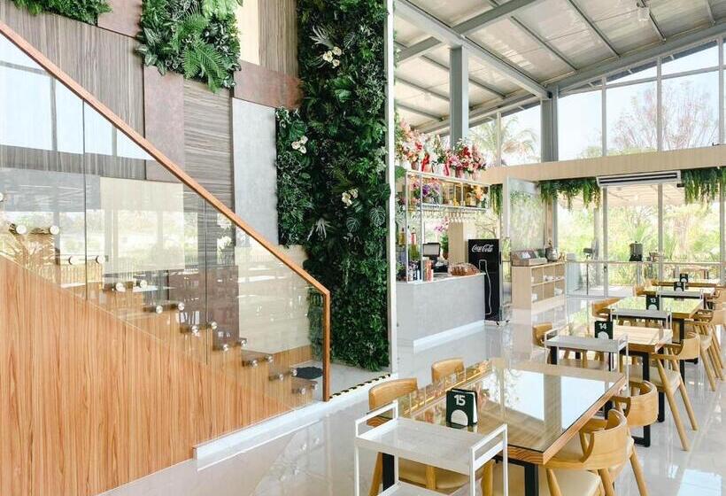 At Pream&chan Resort แอท เปรมแอนด์จันทร์ รีสอร์ท