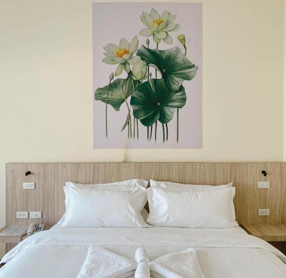 At Pream&chan Resort แอท เปรมแอนด์จันทร์ รีสอร์ท