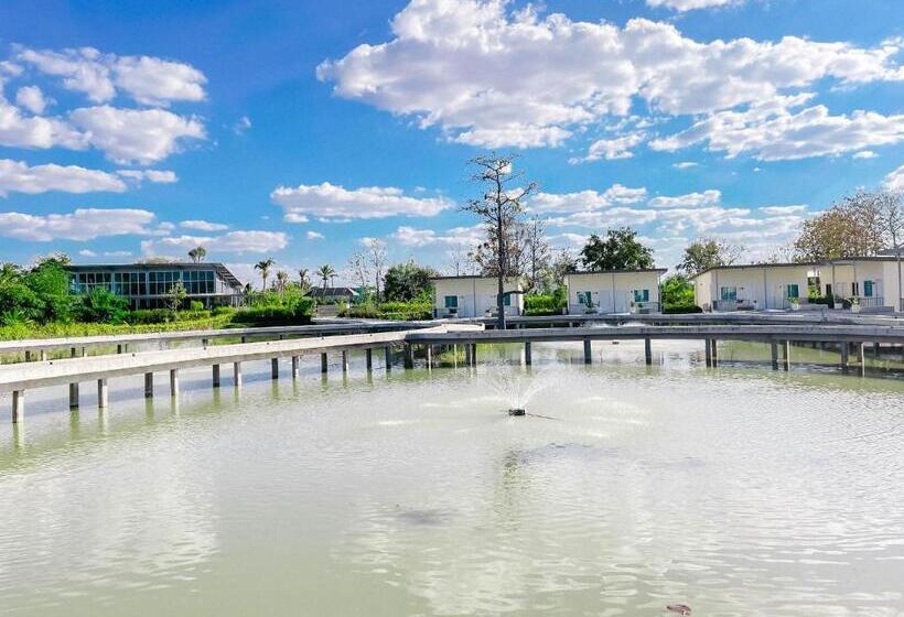 At Pream&chan Resort แอท เปรมแอนด์จันทร์ รีสอร์ท