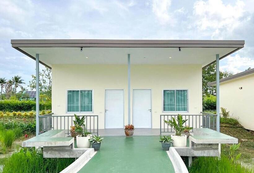 At Pream&chan Resort แอท เปรมแอนด์จันทร์ รีสอร์ท