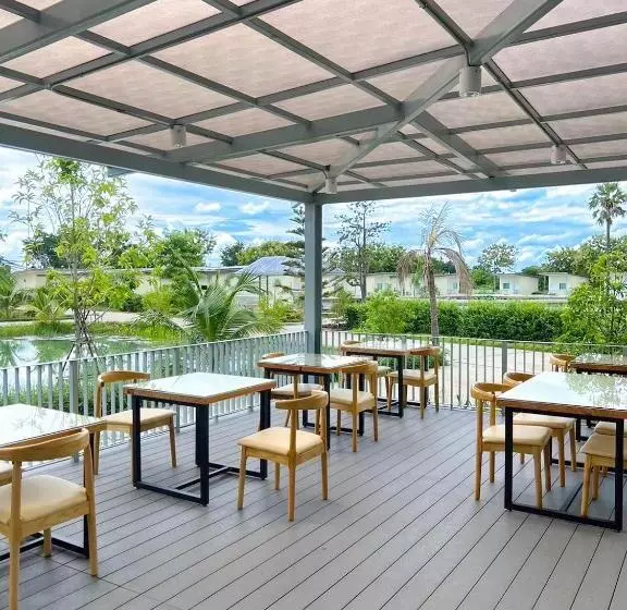 At Pream&chan Resort แอท เปรมแอนด์จันทร์ รีสอร์ท