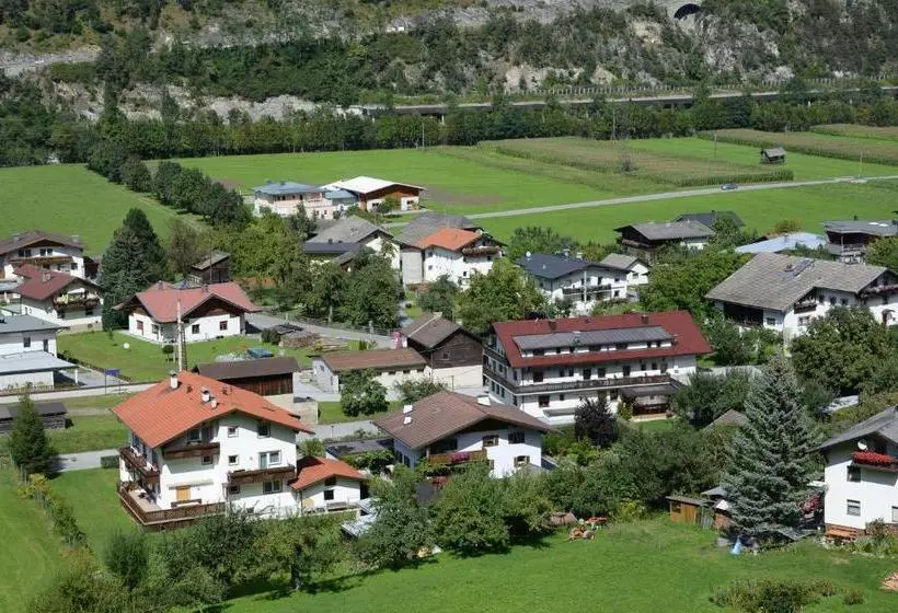 ホテル Gasthof Alpenrose