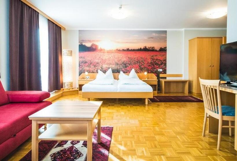 Отель Am Kapuzinerplatz