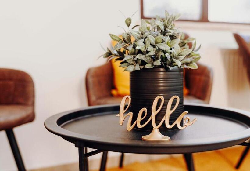 Отель Am Kapuzinerplatz