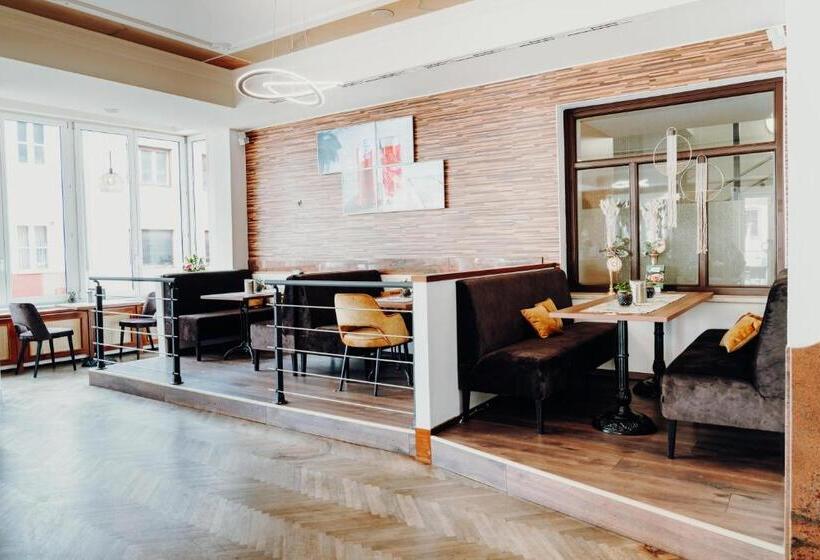 Отель Am Kapuzinerplatz