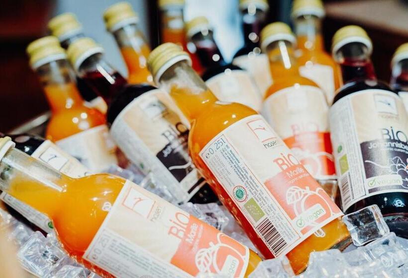 Отель Am Kapuzinerplatz