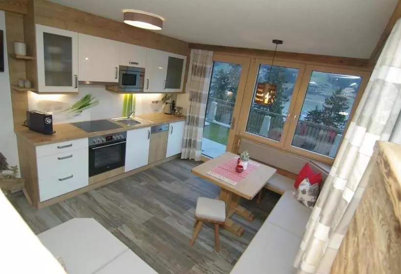 Hotelli Apartment Schoeser