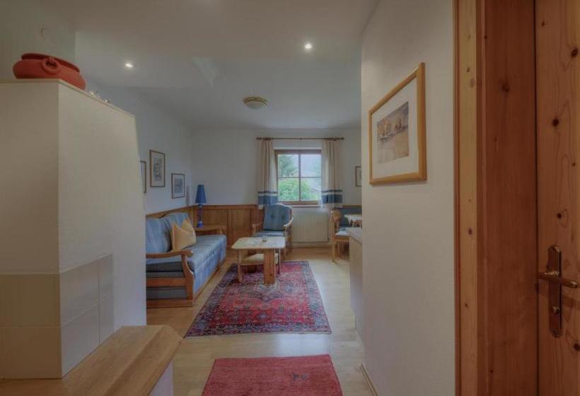 ホテル Apartments Mayrhofen Im Landhaus Johannes – Ferienwohnungen Im Zillertal