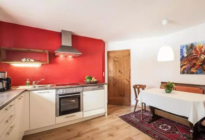 Hotelli Appartements Ausserladscheider
