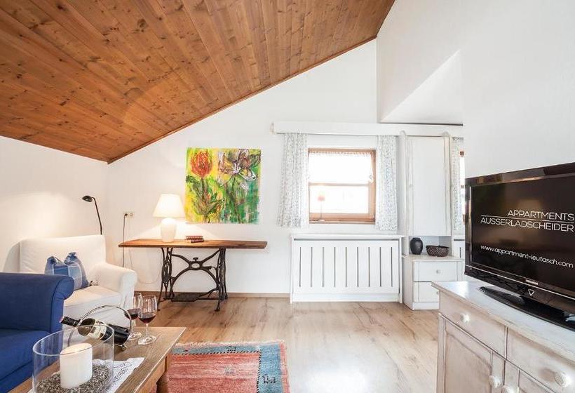 ホテル Appartements Ausserladscheider