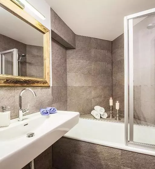 Hotelli Appartements Ausserladscheider