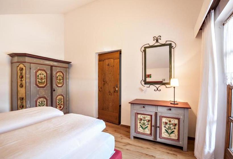 ホテル Appartements Ausserladscheider